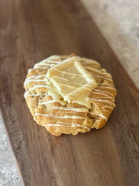 White Chocolate Stuffed Cookies