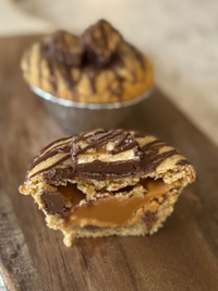 Caramel Peanut Cookie Pie